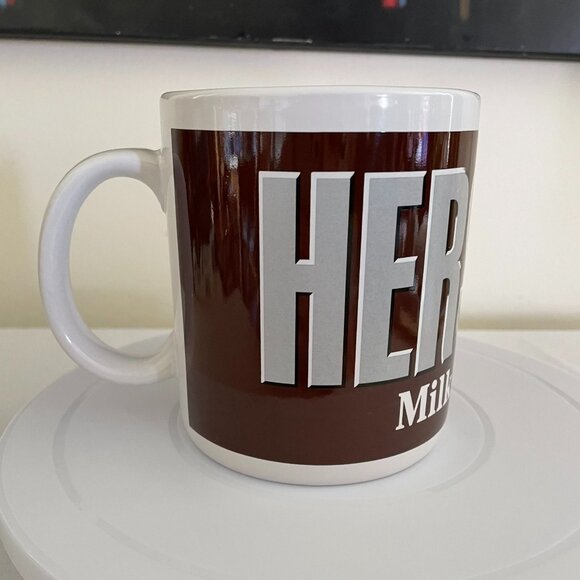 Hersheys Milk Chocolate Ceramic Mug 20 oz White & Brown 5 in Tall 4.5" in Diamet - Picture 5 of 9